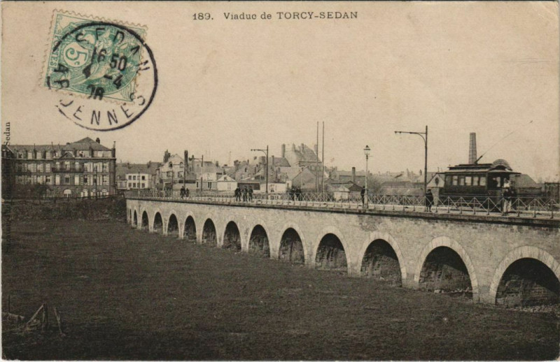 Carte postale ancienne Viaduc de Torcy-Sedan Tramway à Sedan