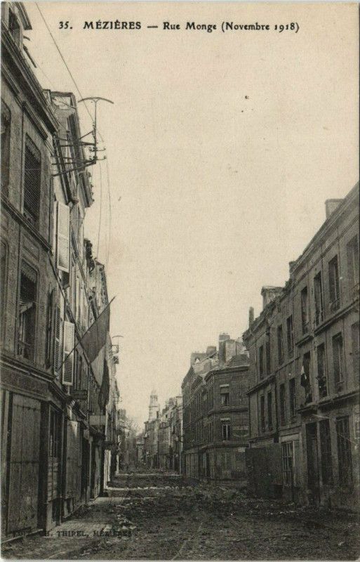 Carte postale ancienne Mezieres - Rue Monge