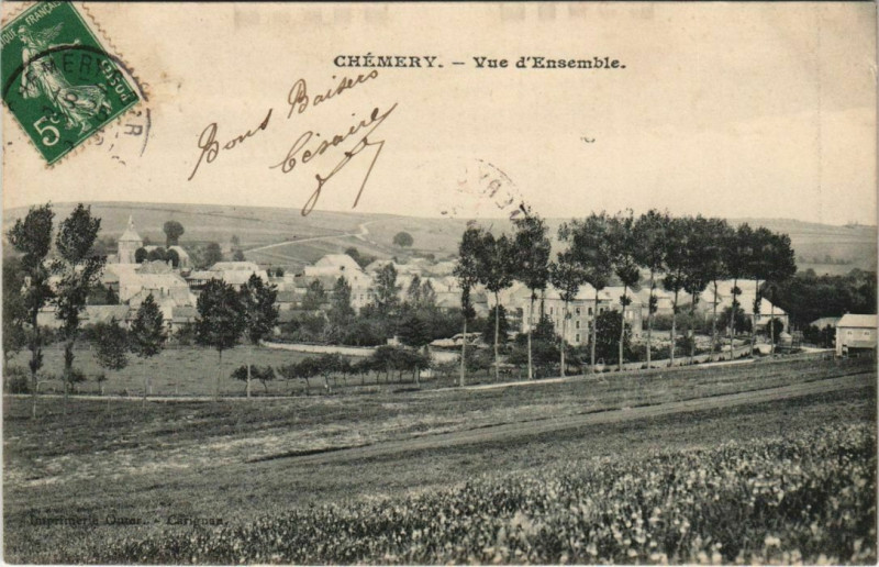 Carte postale ancienne Chemery - Vue d'Ensemble
