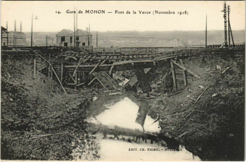 Carte postale ancienne Gare de Mohon - Pont de la Vence