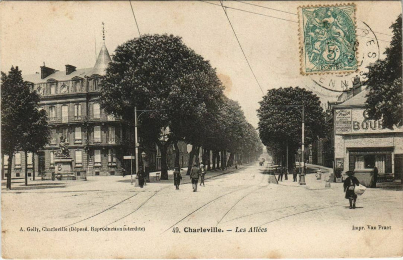 Carte postale ancienne Charleville - Les Allees
