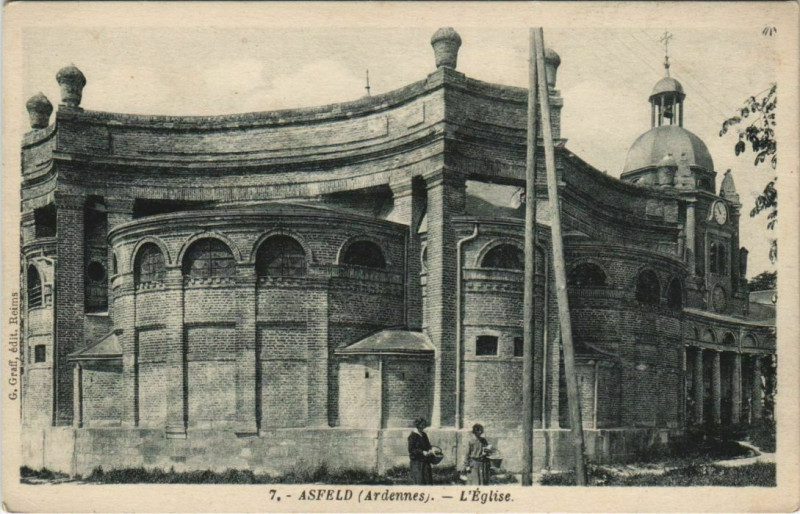 Carte postale ancienne Asfeld - L'Eglise à Asfeld