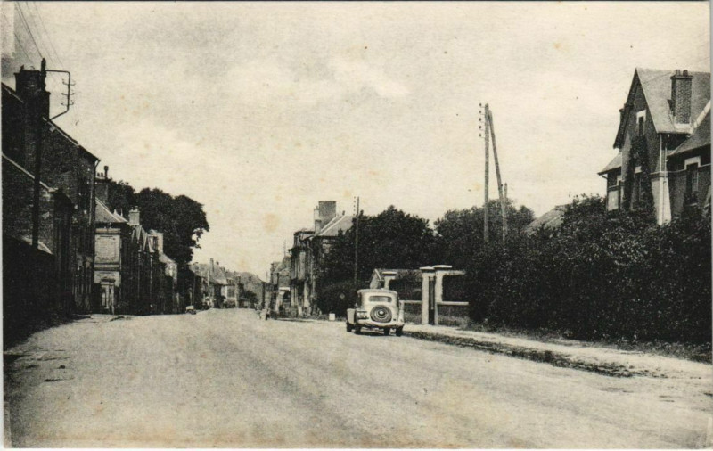 Carte postale ancienne Balan - Rue Nationale à Balan