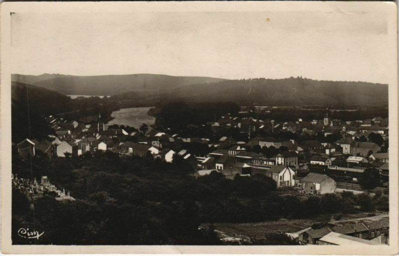 Carte postale ancienne Les Belles Ardennes Francaises - Vireux-Molhan - Les deux Vireux