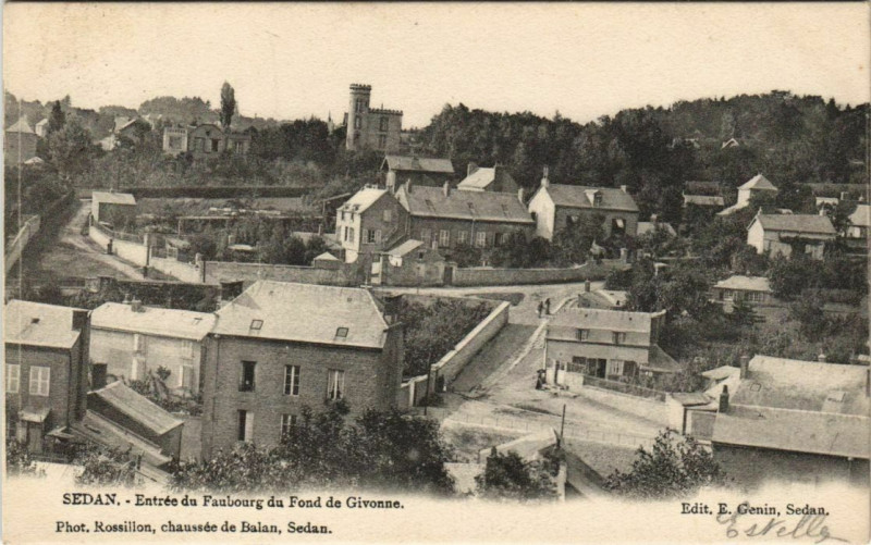 Carte postale ancienne Sedan - Entree du Faubourg du Fond de Givonne à Sedan