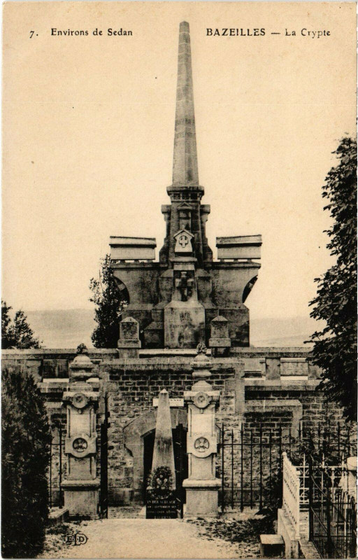 Carte postale ancienne Bazeilles- La Crypte à Bazeilles