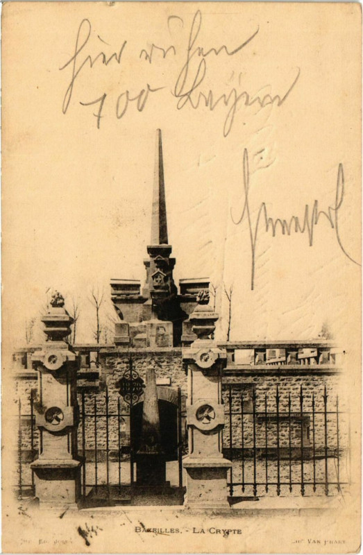 Carte postale ancienne Bazeilles La Crypte à Bazeilles