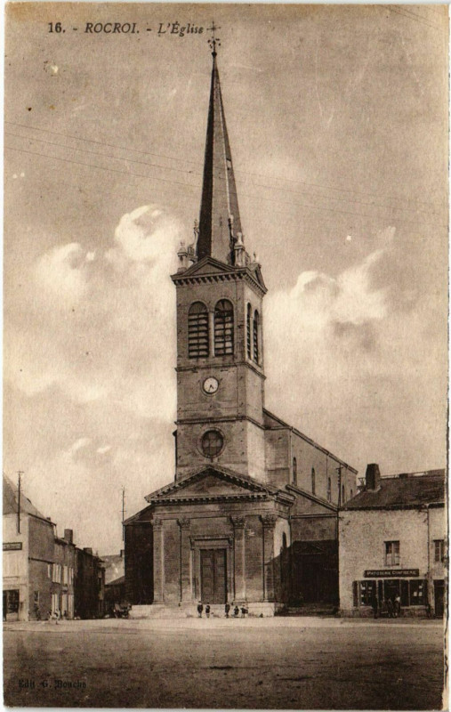 Carte postale ancienne Rocroi L'Eglise à Rocroi