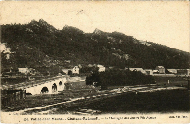Carte postale ancienne Chateau Regnault-Vallée de la Meuse