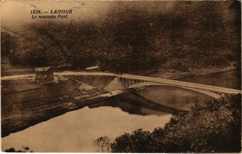 Carte postale ancienne Laifour Le Nouveau pont à Laifour