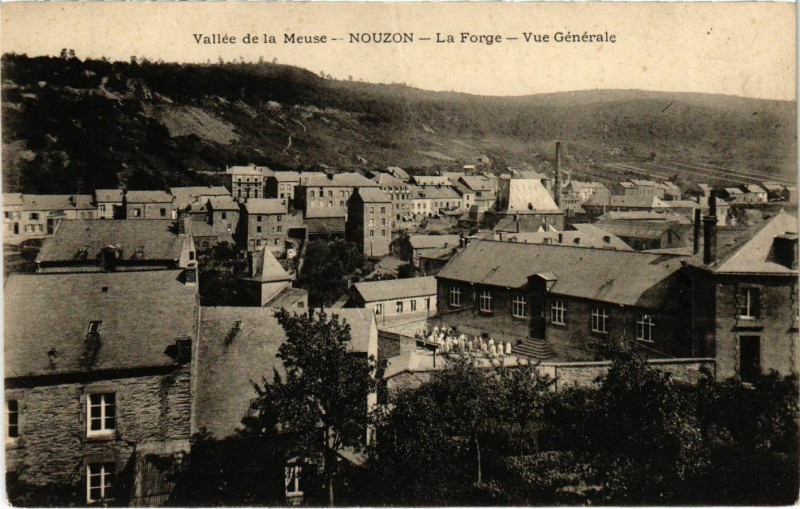 Carte postale ancienne Nouzon La Forge Vue Generale