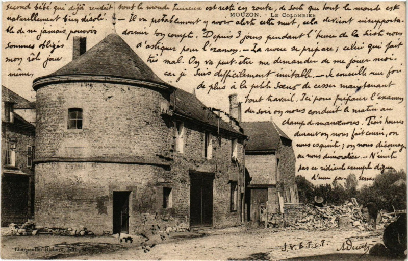 Carte postale ancienne Mouzon - Le Colombier à Mouzon