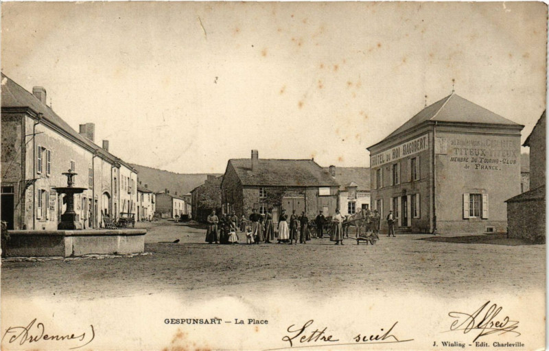 Carte postale ancienne Gespunsart - La Place à Gespunsart