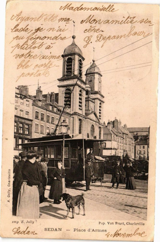 Carte postale ancienne Sedan - Place d'Armes à Sedan