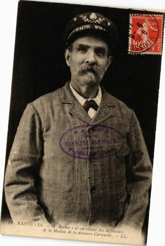 Carte postale ancienne Bazeilles - seul survivant des défenseurs à Bazeilles