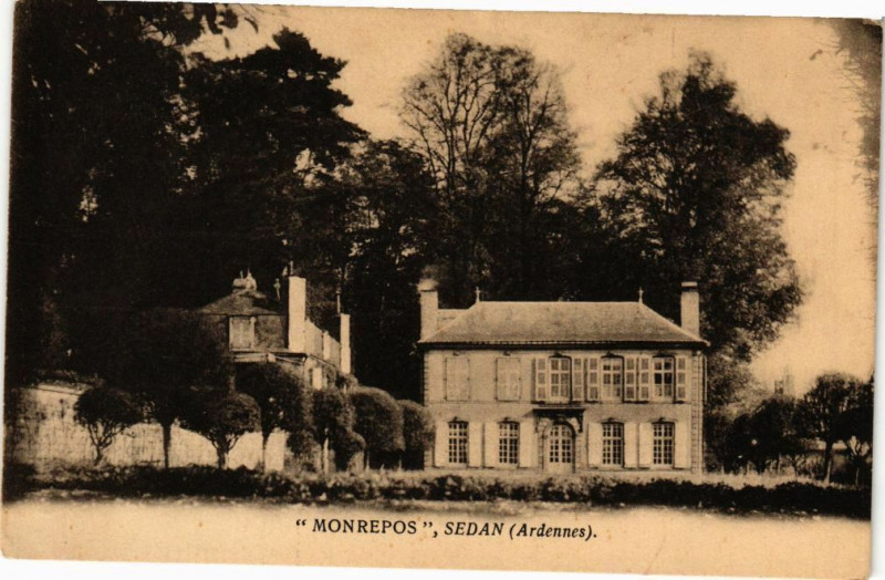 Carte postale ancienne Sedan - Monrepos à Sedan