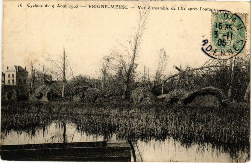Carte postale ancienne Vrigne-Meuse - Vue d'ensemble de l'Ile à Vrigne-Meuse