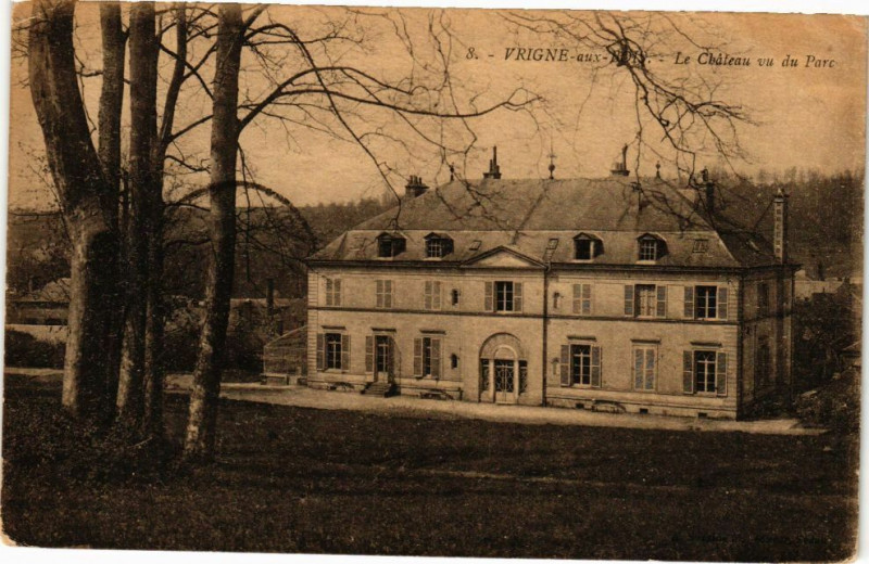 Carte postale ancienne Vrigne-aux-Bois - Le Chateau vu du Parc à Vrigne aux Bois