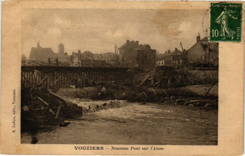 Carte postale ancienne Vouziers - Nouveau Pont sur l'Aisne à Vouziers