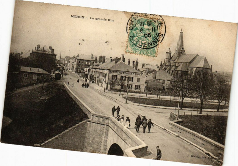 Carte postale ancienne Mohon - La grande Rue