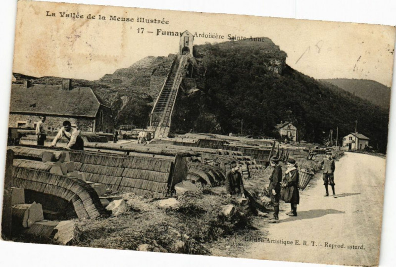 Carte postale ancienne La Vallée de la Meuse illustrée - Fumay - Ardoisiére Sainte-Anne à Fumay