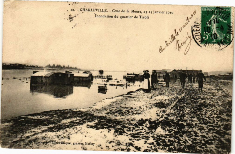 Carte postale ancienne Charleville Crue de la Meuse, 23-25 janvier 1910 Inondation du .