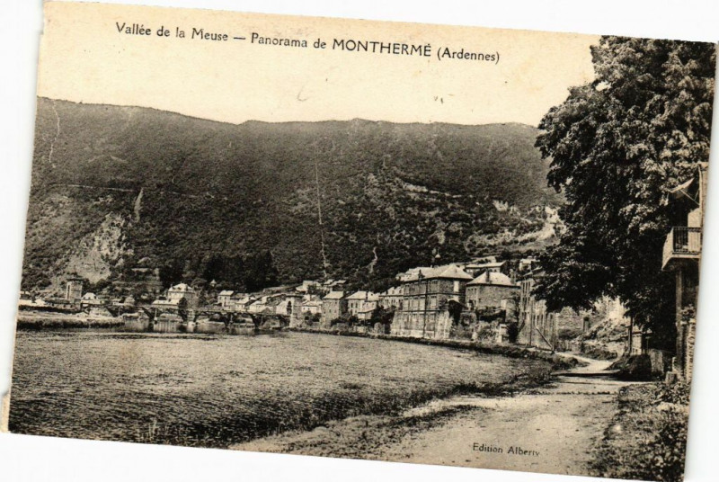 Carte postale ancienne Vallée de la Meuse - Panorama de Montherme à Monthermé