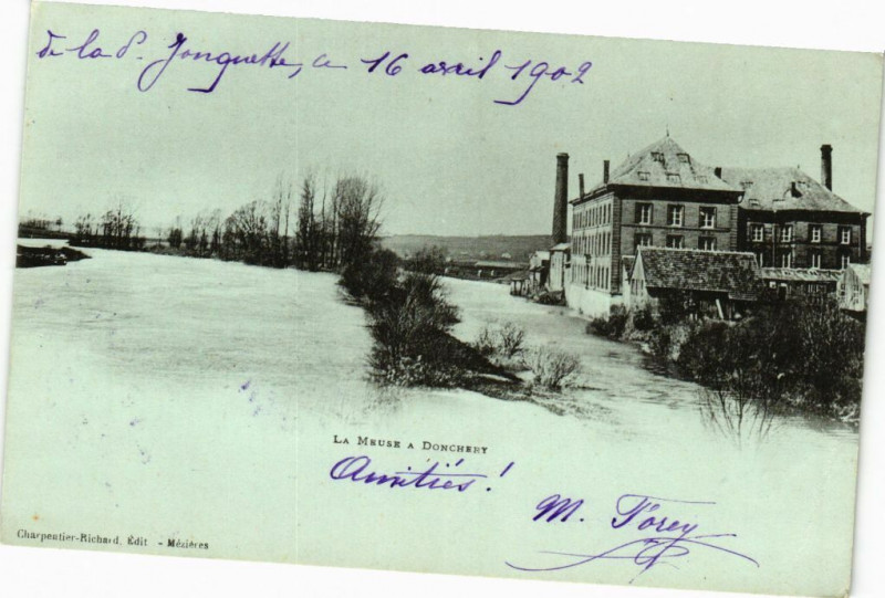Carte postale ancienne La Meuse a Donchery à Donchery