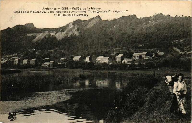 Carte postale ancienne Vallée de la Meuse - Chateau-Regnault les Rochers ..