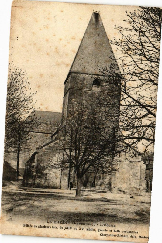 Carte postale ancienne Le Chesne - L'Eglise