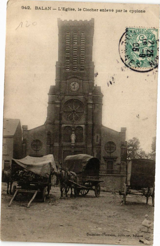 Carte postale ancienne Balan - L'Eglise, le Clocher enlevé par le cyolone à Balan