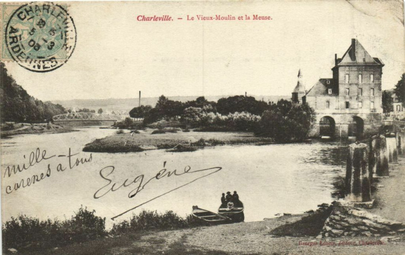 Carte postale ancienne Charleville - Le Vieux-Moulin et la Meuse