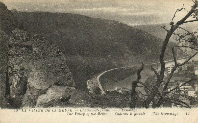 Carte postale ancienne Vallée de la Meuse Chateau-Regnault - L'Ermitage The Valley of .