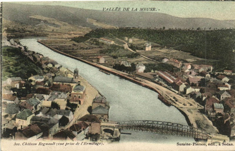 Carte postale ancienne Vallée de la Meuse Chateau-Regnault - vue prise de l'Ermitage