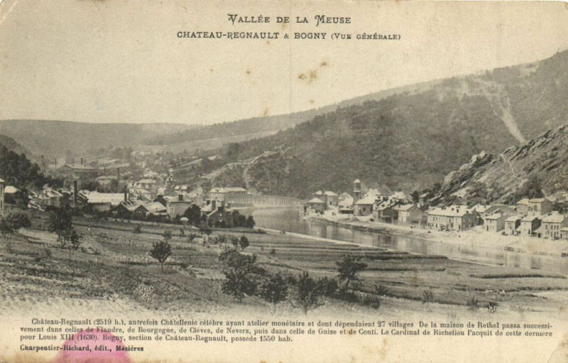 Carte postale ancienne Vallée de la Meuse Chateau-Regnault a Bogny (Vue générale)