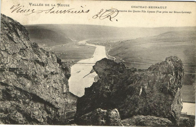 Carte postale ancienne Vallée de la Meuse Chateau-Regnault Dierres mouventes des ..