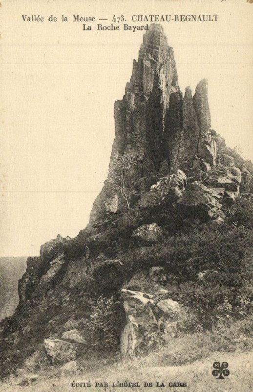 Carte postale ancienne Vallée de la Meuse Chateau-Regnault La Roche Bayard