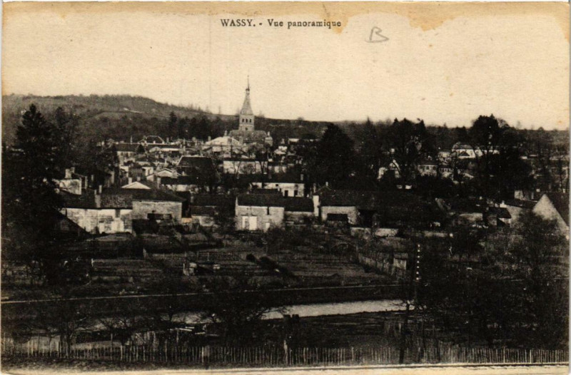 Carte postale ancienne Wassy Vue panoramique à Wassy