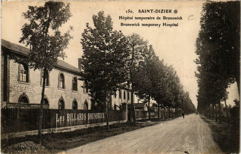 Carte postale ancienne Saint-Dizier Hopital temporaire de Brunswick à Saint-Dizier