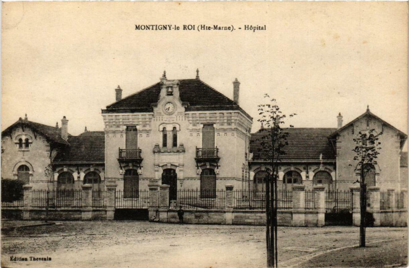 Carte postale ancienne Montigny-le-Roi Hopital
