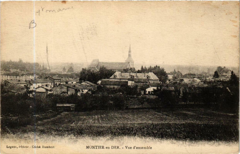Carte postale ancienne Montier-en-Der Vue d'ensemble