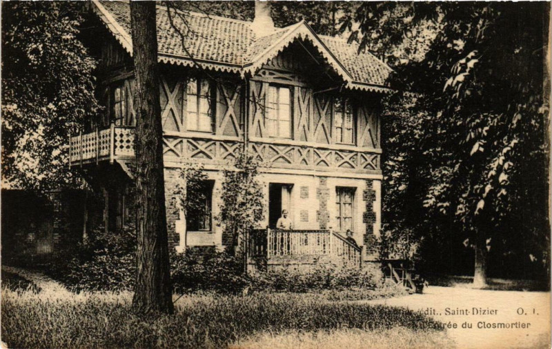 Carte postale ancienne Saint-Dizier Entrée du Closmortier à Saint-Dizier