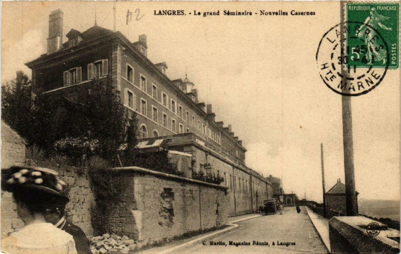 Carte postale ancienne Langres Le grand Seminaire à Langres