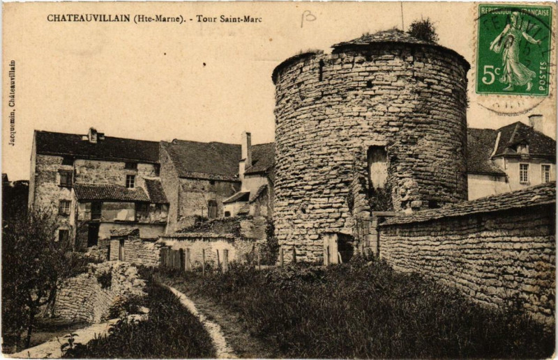 Carte postale ancienne Chateauvillain Tour Saint-Marc à Châteauvillain