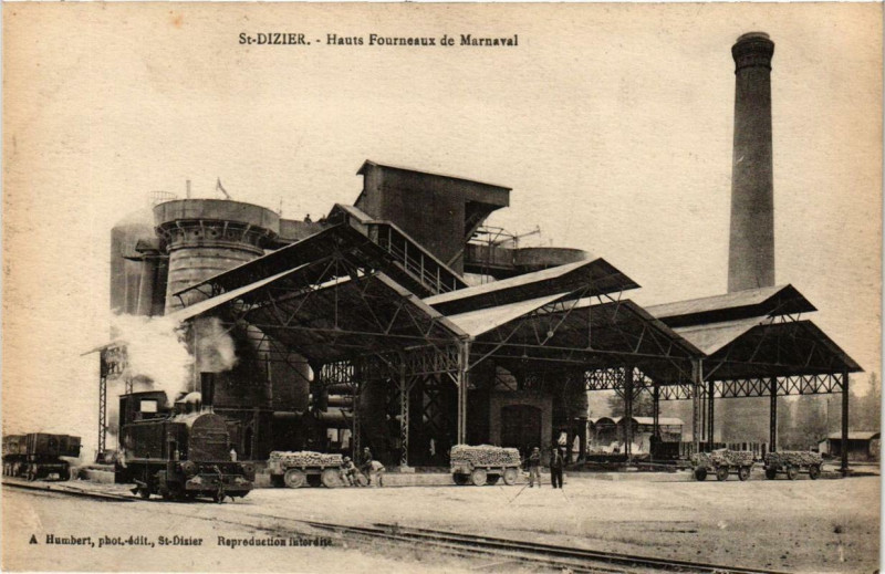 Carte postale ancienne Saint-Dizier Hauts Fourneaux de Marnaval à Saint-Dizier