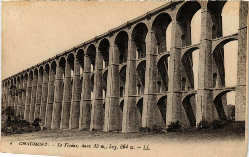 Carte postale ancienne Chaumont Le Viaduc à Chaumont