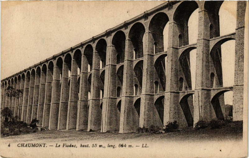 Carte postale ancienne Chaumont Le Viaduc à Chaumont