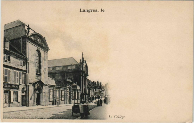Carte postale ancienne Langres Le Collége à Langres