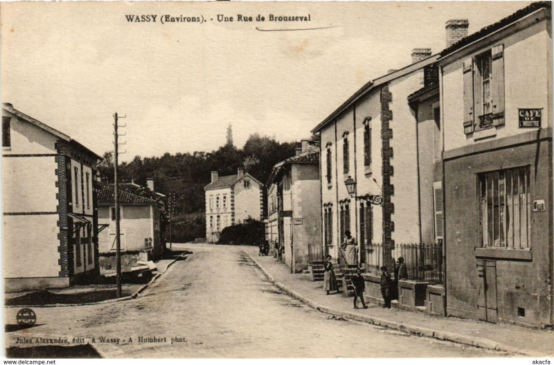 Carte postale ancienne Wassy une Rue de Broussval à Wassy