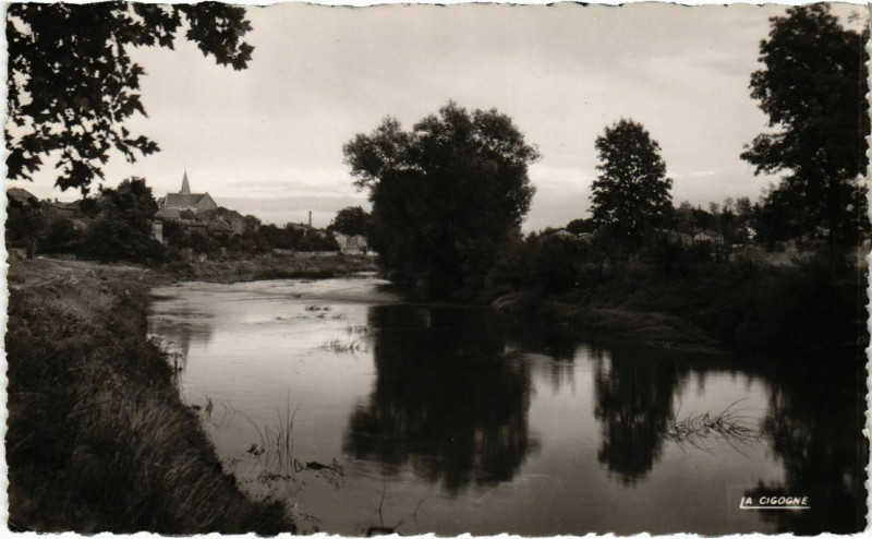 Carte postale ancienne Saint-Dizier - La Marne a la Noue à Saint-Dizier